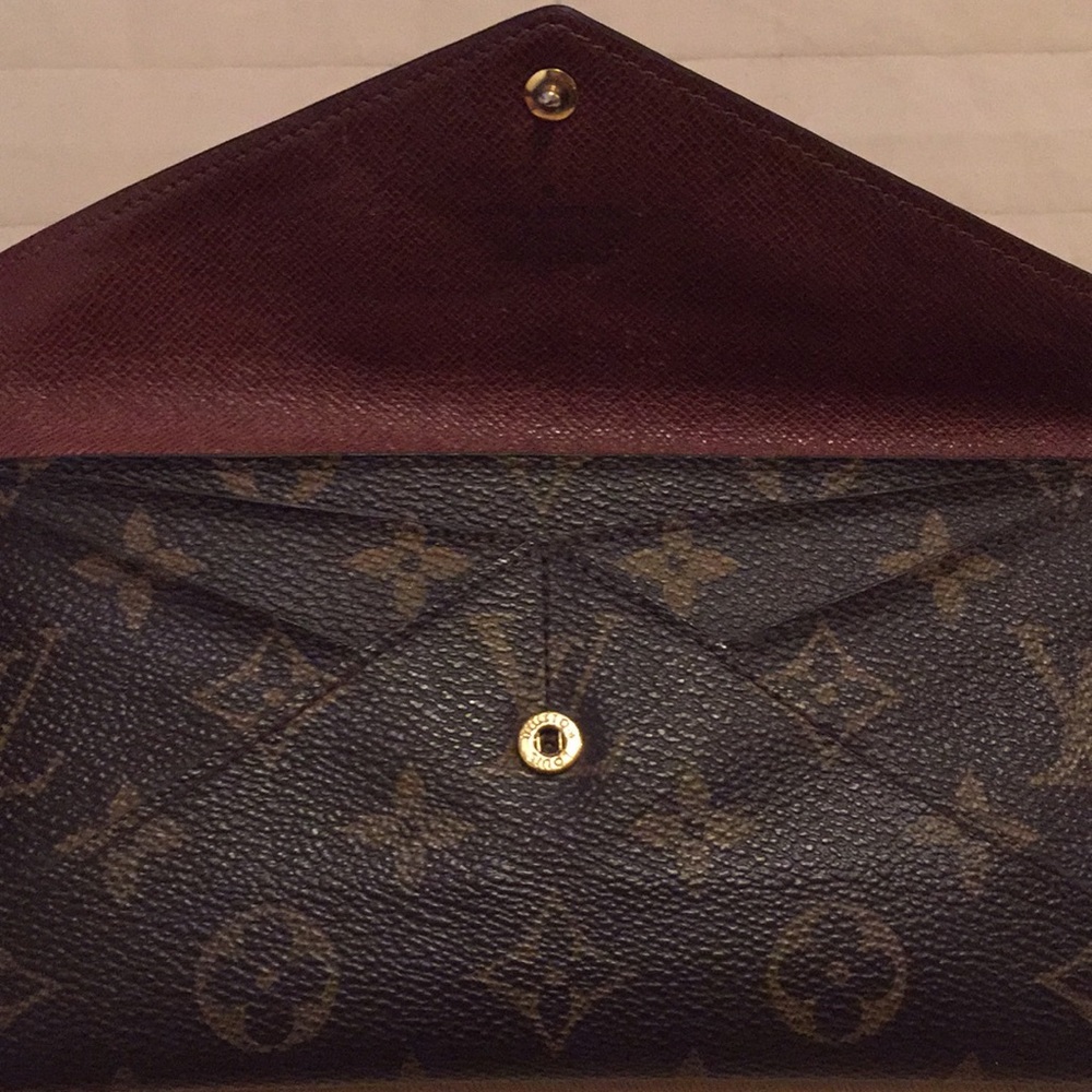 Authentic Louis Vuitton Origami Long Wallet - Picture 4 of 8
